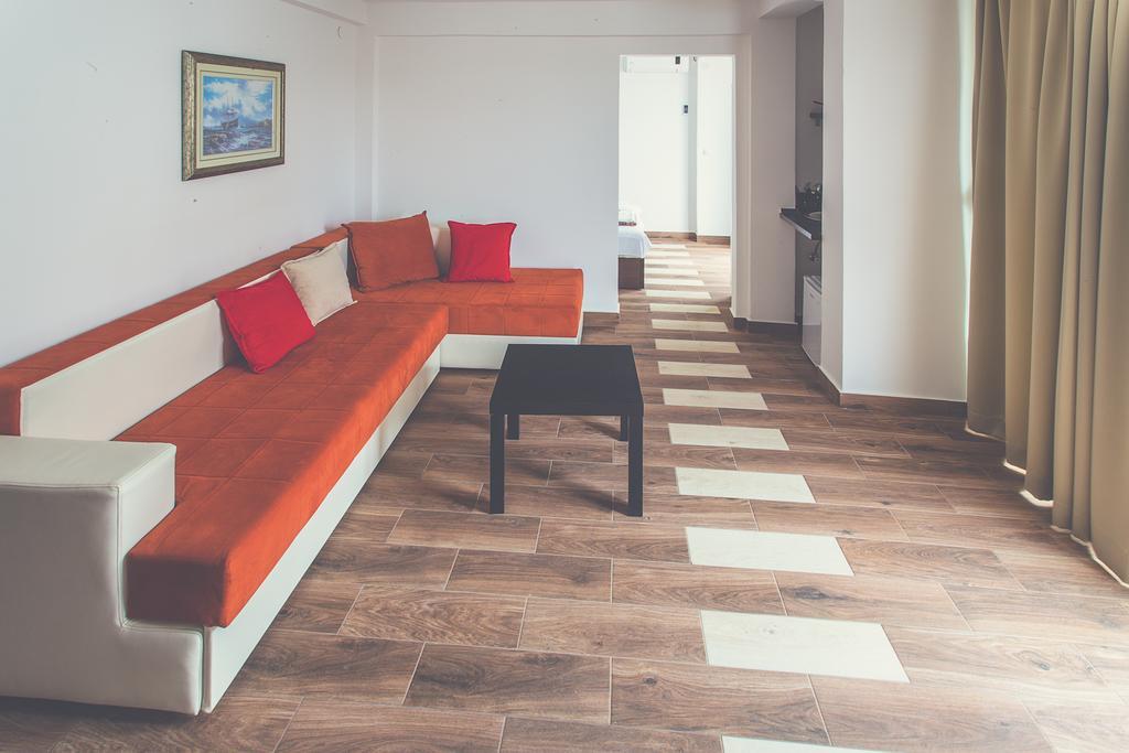 Apartments Atlantis Dobra Voda Bilik gambar